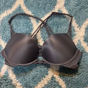 VICTORIA SECRET BOMBSHELL PLUNGE, push up bra